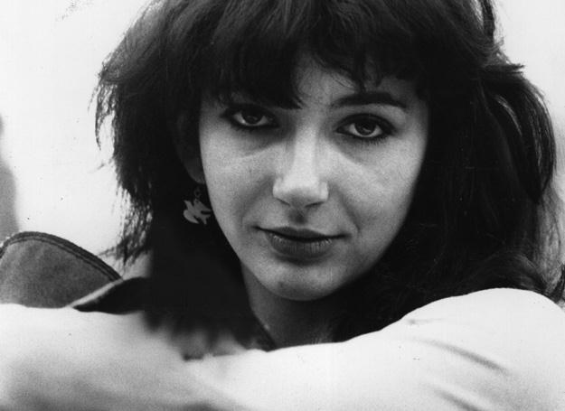 Kate Bush tuż przed wydaniem swojego debiutu - fot. Evening Standard/Hulton Archive