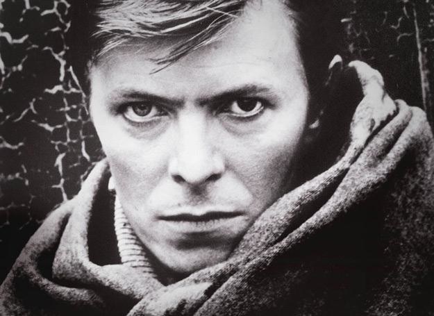 David Bowie na okładce swojej biografii