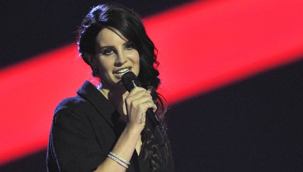 Lana del Rey podczas gali Brit Awards 2013 - fot. Matt Kent