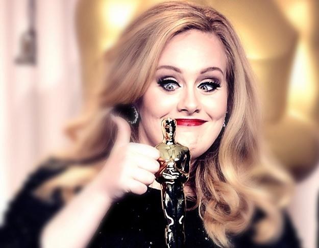 Adele z Oscarem za "Skyfall" - fot. Jason Merritt