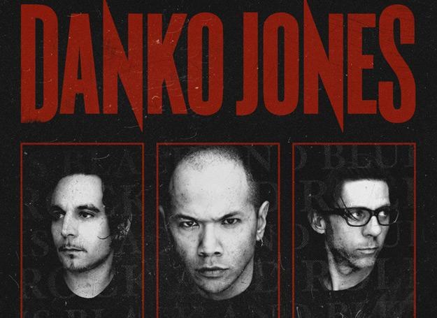 Danko Jones na okładce płyty "Rock and Roll Is Black and Blue"