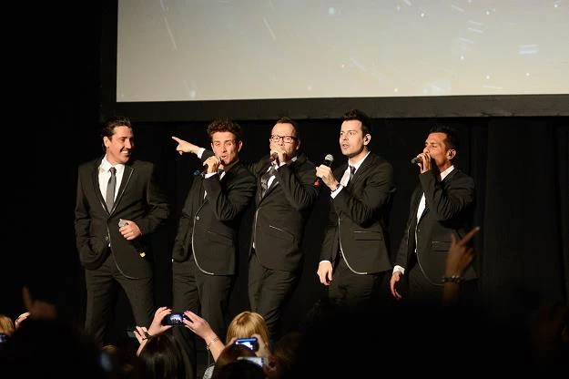 NKOTB z Jonathanem Knightem (pierwszy z lewej) fot. Paul Marotta