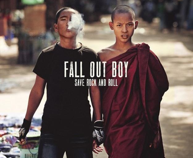 Okładka albumu "Save Rock And Roll" grupy Fall Out Boy