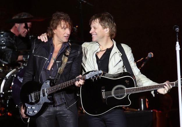 Richie Sambora (z lewej) nie ukrywa, że jest alkoholikiem - fot. Jesse Grant