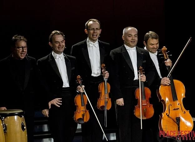 Zbigniew Zamachowski i Grupa MoCarta w Oświęcimiu - fot. Mateusz Moskała/Fundacja Peace Festival