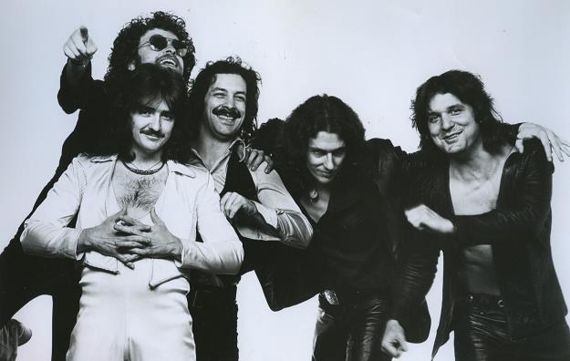 Blue Öyster Cult w 1977 roku (Allen Lanier drugi z prawej)