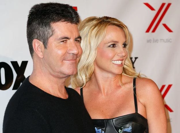 Simon Cowell i Britney Spears (fot. Imeh Akpanudosen)