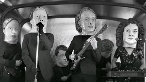 Poznajecie ich? Arcade Fire i David Bowie w klipie "Reflektor"