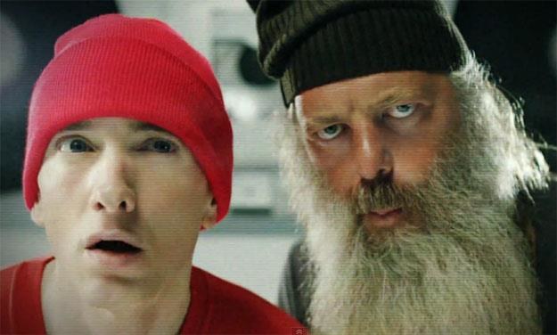 Eminem i Rick Rubin w klipie "Berzerk"