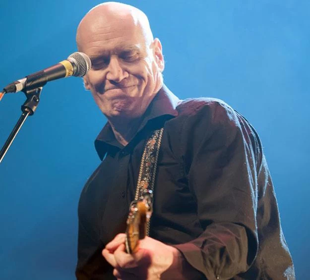 Wilko Johnson podczas jednego ze swoich pożegnalnych koncertów (fot. Photoshot)