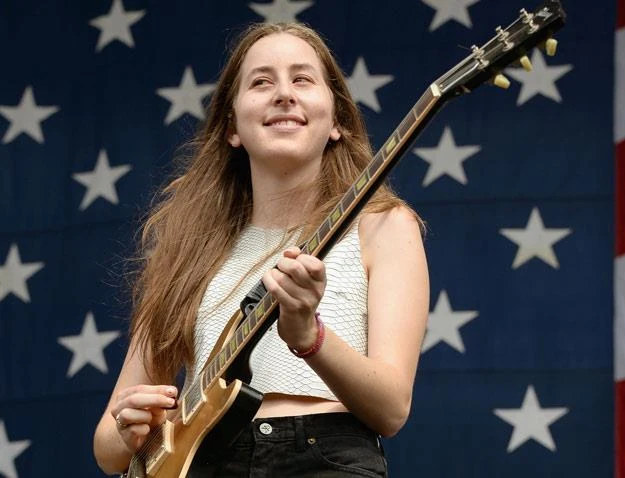 Alana Haim, czyli jedna trzecia grupy Haim (fot. Theo Wargo) Alana Haim, czyli jedna trzecia grupy Haim (fot. Theo Wargo)