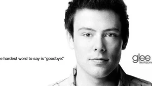 Plakat promujący specjalny odcinek "Glee"