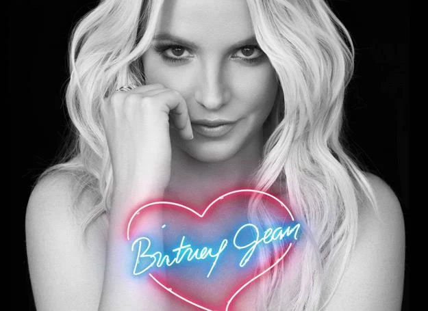 Britney Spears na okładce "Britney Jean" Britney Spears na okładce "Britney Jean"