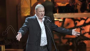 Marek Dyjak prezentuje teledysk do utworu "Sic!"