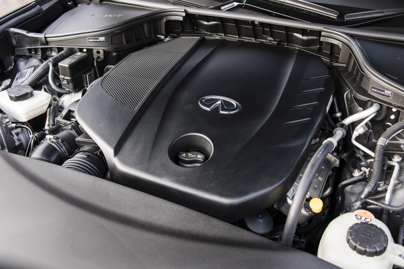 Infiniti Q70 2.2d