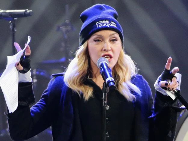 Madonna apeluje: "Wyłączcie Madonnę!" fot. Neilson Barnard Madonna apeluje: "Wyłączcie Madonnę!" fot. Neilson Barnard