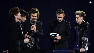 Harry Styles mówi, reszta One Direction słucha fot. Ian Gavan