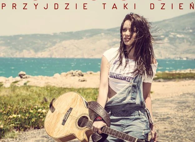 Kasia Popowska na okładce singla "Przyjdzie taki dzień" Kasia Popowska na okładce singla "Przyjdzie taki dzień"