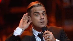 Robbie Williams nieszczęśliwie spadł ze sceny fot. Luca Teuchmann