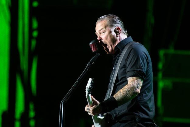 James Hetfield z Metalliki podczas koncertu w Warszawie