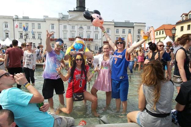 Festiwalowicze korzystają z uroków Płocka (fot. Rafał Walerowski)