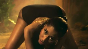 Nicki Minaj: Twerking w slowmo (klip "Anaconda")