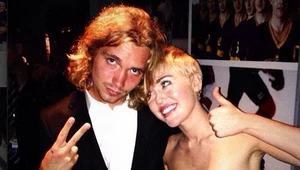 Jesse i Miley Cyrus podczas Video Music Awards