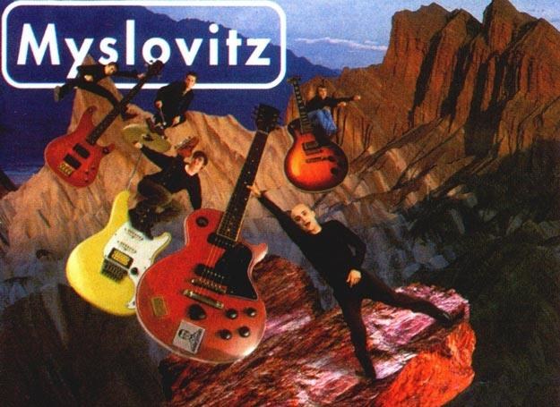 Myslovitz na okładce "Miłość w czasach popkultury"