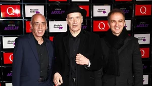 Wilko Johnson (w środku) ogłosił, że pokonał raka - fot. Tim P. Whitby