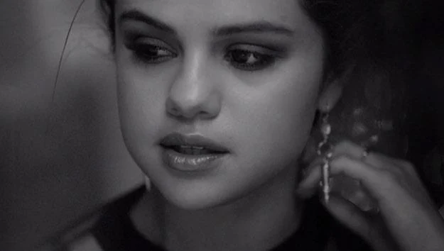 Selena Gomez w teledysku "The Heart Wants What It Wants" Selena Gomez w teledysku "The Heart Wants What It Wants"