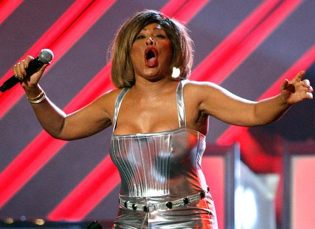 Tina Turner na scenie - fot. Kevin Winter