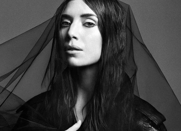 Lykke Li na okładce "I Never Learn"