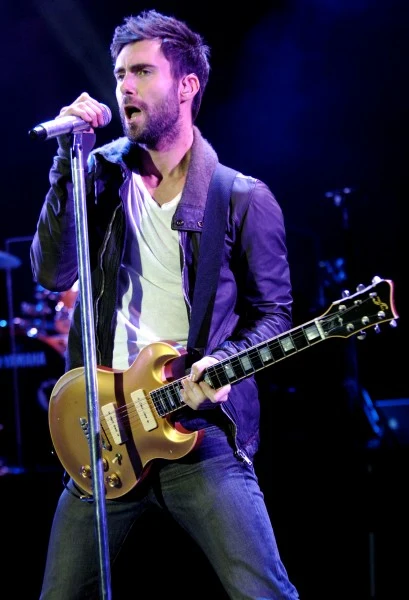 Adam Levine (Maroon 5) - fot. Tim Mosenfelder