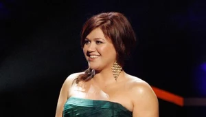 Kelly Clarkson w sukni