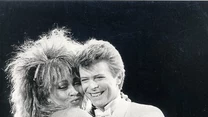 Z Davidem Bowie w 1985 roku - fot. Dave Hogan
