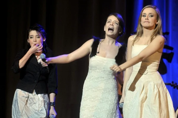 Z Zosią Nowakowską i Martą Moszczyńską - "Santo Subito" - koncert zespołu Piotra Rubika (2009)