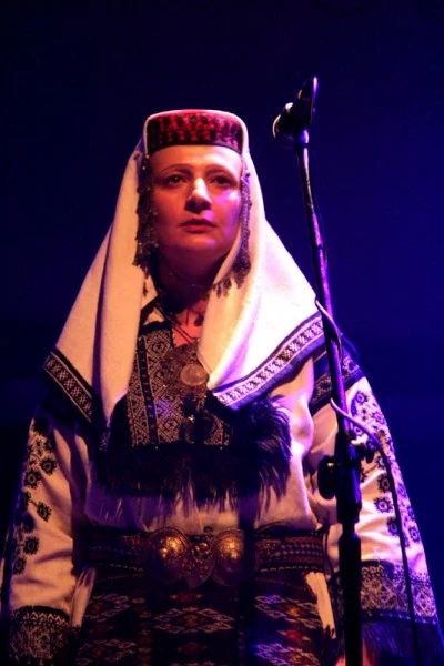 Svetlana Spajic, wokalistka towarzysząca Andy'emu Cronshaw Svetlana Spajic, wokalistka towarzysząca Andy'emu Cronshaw