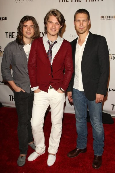 Bracia Hanson byli rewelacją, sprzedali ponad 12 milionów płyt. Obecnie rozpaczliwie próbują wrócić na świecznik. Bez efektów (fot. Bryan Bedder)