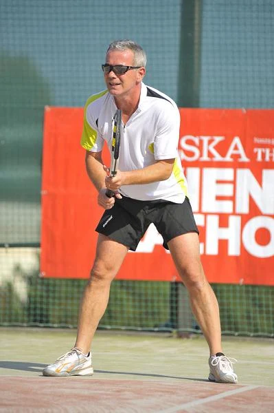 Robert Janowski chętnie sięga po rakietę tenisową - Beskid Cup o Puchar Prezydenta Bielsko-Białej (2009 r.)