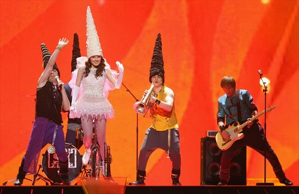 Zdob şi Zdub (Mołdawia) - awans do finału - fot. Sean Gallup Zdob şi Zdub (Mołdawia) - awans do finału - fot. Sean Gallup