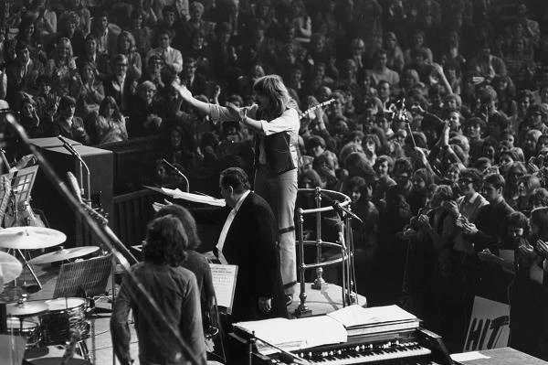 Z Deep Purple podczas koncertu z orkiestrą (1969 r.) - fot. Hulton Archive