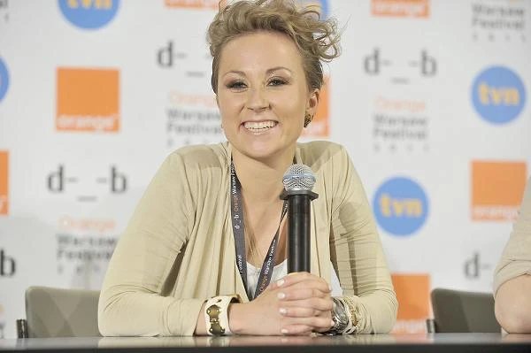 Na konferencji prasowej wszyscy członkowie Sistars dosłownie promienieli radością