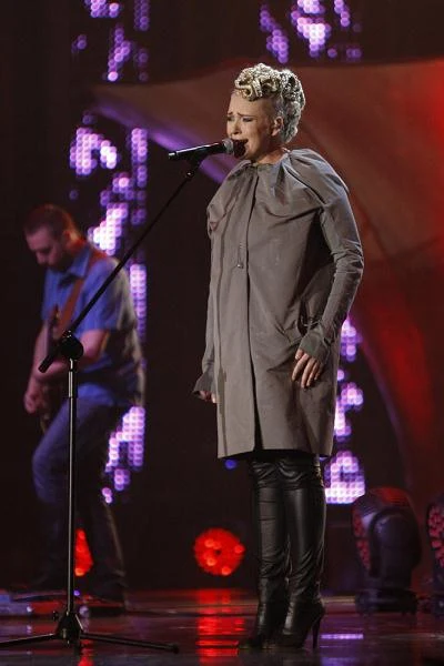 Zremiksowane nagrania z płyty "Miłość! Uwaga! Ratunku! Pomocy" znalazły się na albumie "RE-MURPED!". Utwory Hey przerobili m.in. Smolik, Loco Star, Rawski, Mosqitoo, Plastic, Buenos Bros czy producent Marcin Bors (festiwal Sopot TOPtrendy, 2010 r.)