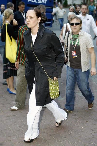 Wydany w 2005 r. album "Echosystem" Hey uzyskał status platyny (festiwal Sopot TOPtrendy 2006)