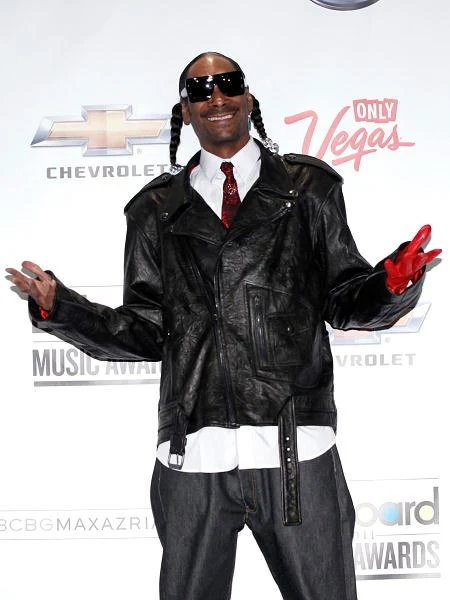 Snoop Dogg jest wielkim fanem zespołu Metallica. Podczas specjalnego wydania programu "MTV Icons", który poświęcony był legendarnym thrashowcom, raper wykonał utwór "Sad But True" (fot. Isaac Brekken).