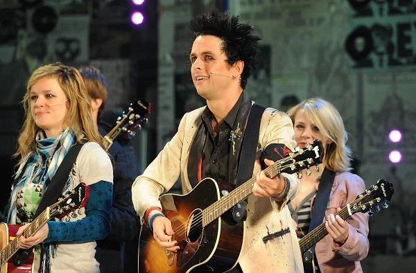 Billie Joe Armstrong muzyką zainteresował się jako małe dziecko - pierwszą piosenkę nagrał jako... 5-latek