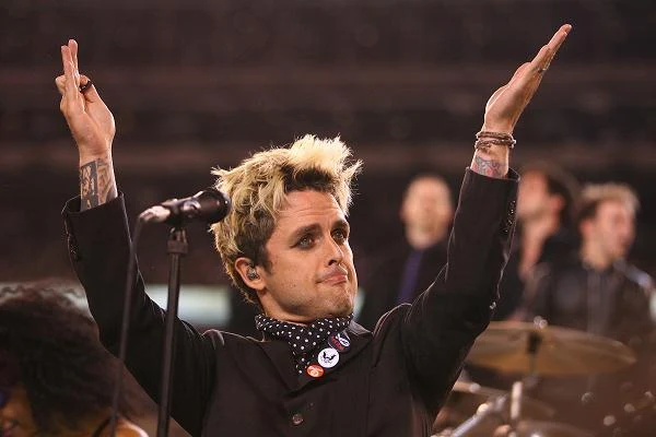 Nazwę Green Day zespół przyjął w kwietniu 1989 roku - to efekt uwielbienia liderów do marihuany