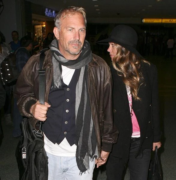 Kevin Costner w drodze na pogrzeb przyjaciółki