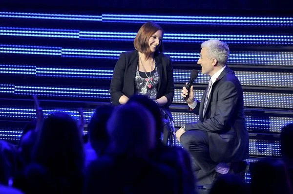 Monika Kuszyńska i prowadzacy Hubert Urbański