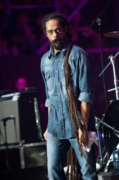 Damian Marley zaśpiewał także przeboje swojego słynnego ojca - fot. Robert Grablewski